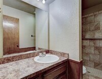 1621 Queens Towne photo'