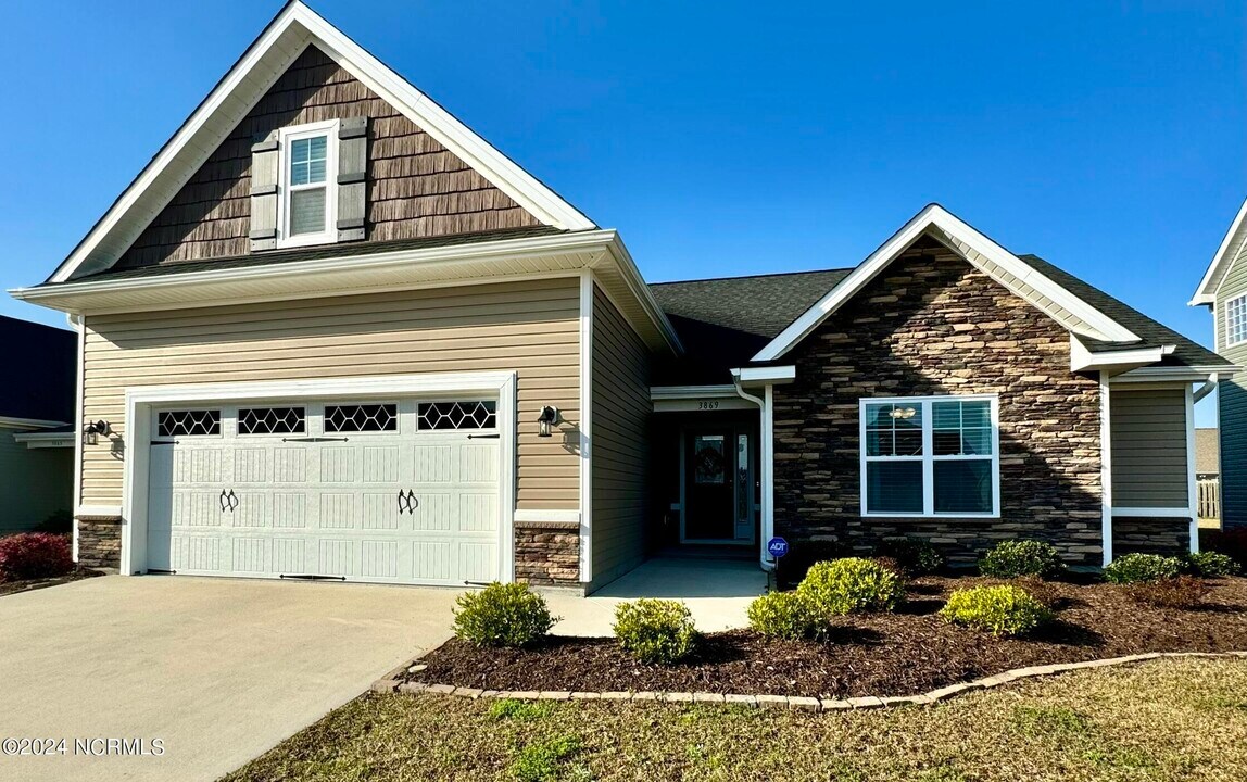 3869 Stone Harbor Pl in Leland, NC - Building Photo