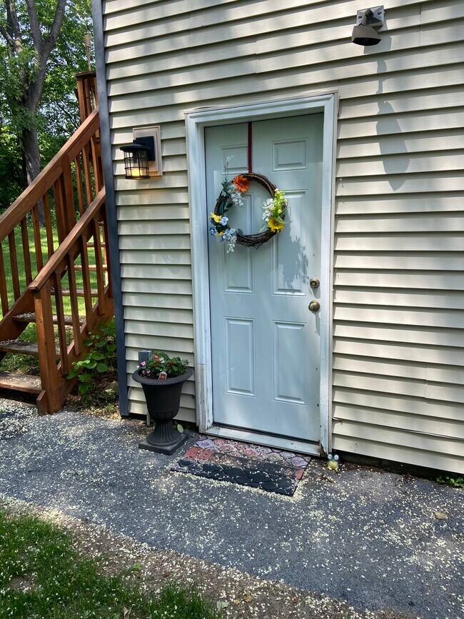 964A Route 146 Rentals in Clifton Park, NY