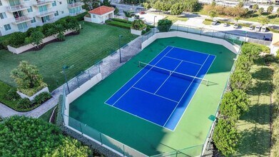 3020 NE 32nd Ave in Fort Lauderdale, FL - Foto de edificio - Building Photo