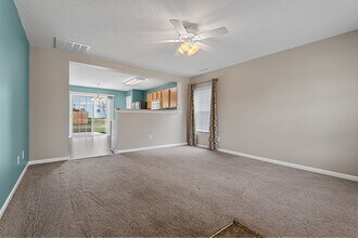 135 Bellfare Dr in Garner, NC - Building Photo - Building Photo