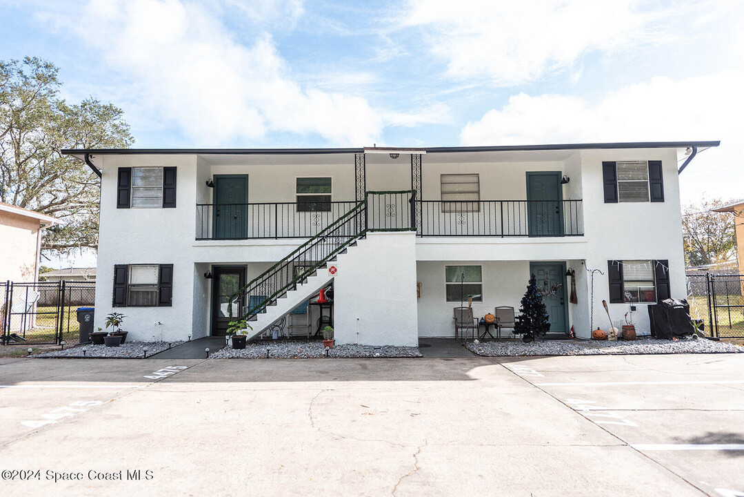 4479 Barna Ave in Titusville, FL - Building Photo