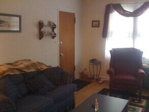 631 Plymouth Rd in Baltimore, MD - Building Photo - Building Photo