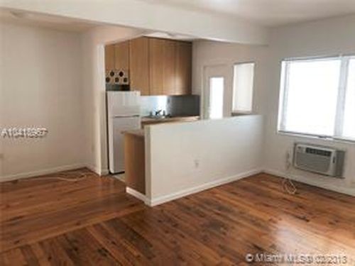 835 Meridian Ave-Unit -8 in Miami Beach, FL - Building Photo - Building Photo