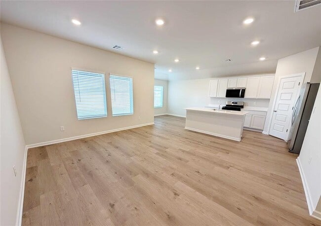 2917 Ember Dr in Oklahoma City, OK - Building Photo - Building Photo