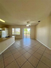 2450 SE 5th Ct, Unit 8U-5 in Homestead, FL - Building Photo - Building Photo