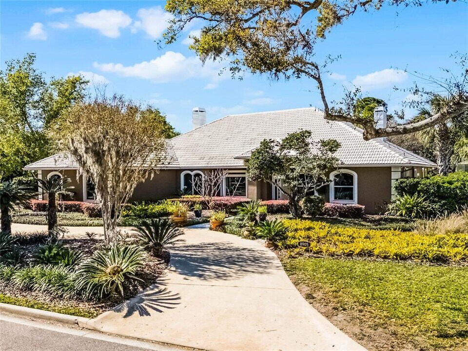 8905 S Bay Dr in Orlando, FL - Building Photo