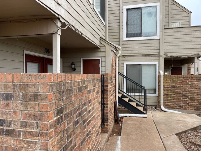 property at 11520 N May Ave
