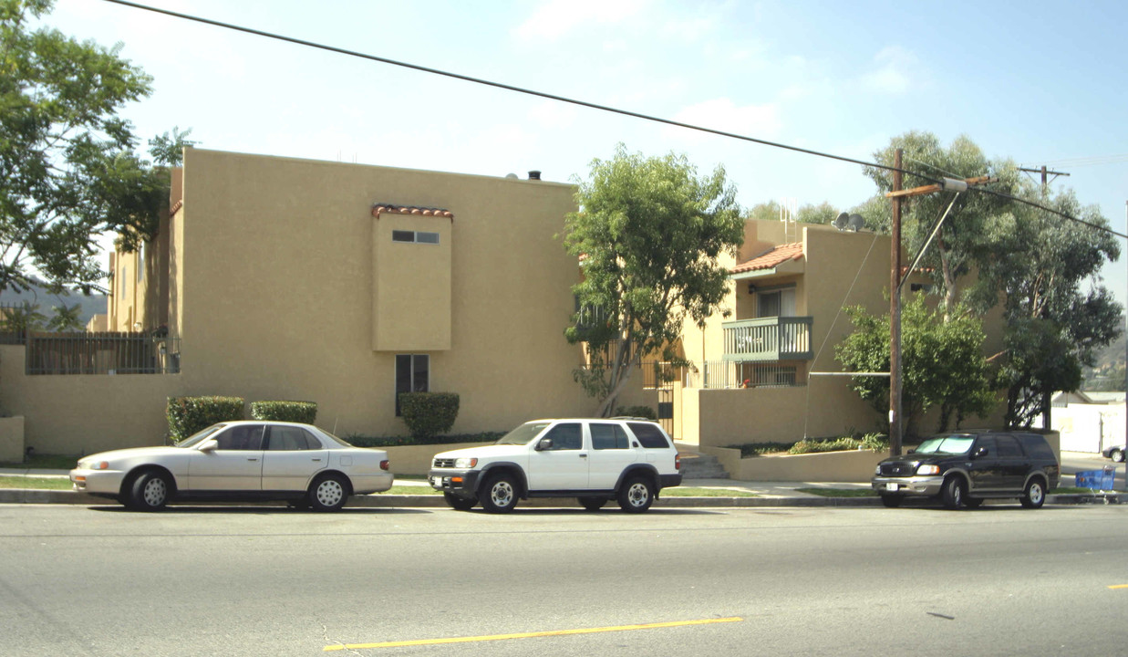 10260 Plainview Ave in Tujunga, CA - Building Photo