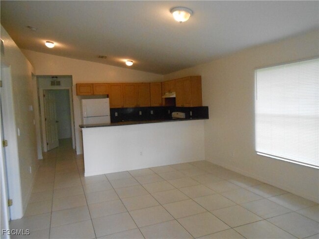 property at 4944 Golfview Blvd