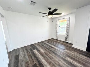 4136 Lisbon St in Fort Worth, TX - Building Photo - Building Photo