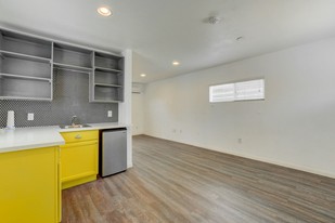 AirBNB Short Term Permitted in Las Vegas, NV - Foto de edificio - Building Photo