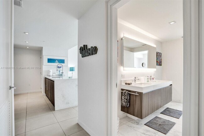 property at 401 N Birch Rd