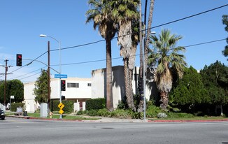 10700 Louise Ave in Granada Hills, CA - Building Photo