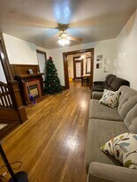 343-345-345 E 19th Ave in Columbus, OH - Building Photo