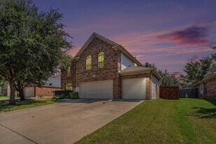 3816 Travis Blvd in Mansfield, TX - Building Photo