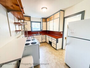 811 E 6th St in Moscow, ID - Building Photo - Building Photo