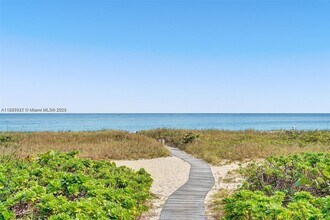 1800 S Ocean Blvd in Pompano Beach, FL - Building Photo - Building Photo