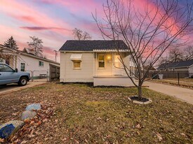 23352 Powell Ave in Hazel Park, MI - Building Photo