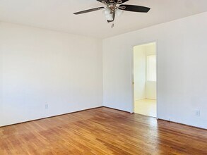 5462 Grape St in San Diego, CA - Building Photo - Building Photo