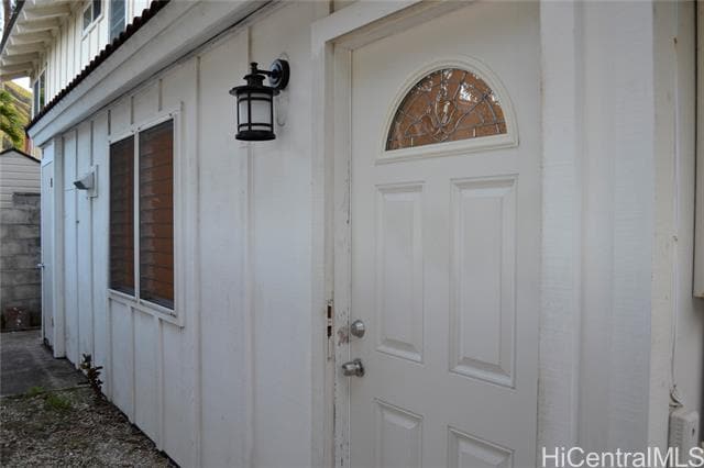 777 Kalanipuu St
