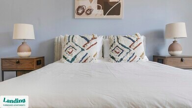 1000 Forestview Dr, Unit 3218 in Oakwood, GA - Building Photo - Building Photo