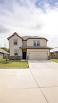2445 Bear Oak Dr in Fort Worth, TX - Building Photo