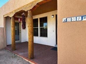 504 Girard Blvd SE in Albuquerque, NM - Building Photo - Building Photo