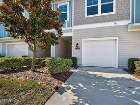 1105 Beach Dune Dr in Jacksonville, FL - Building Photo