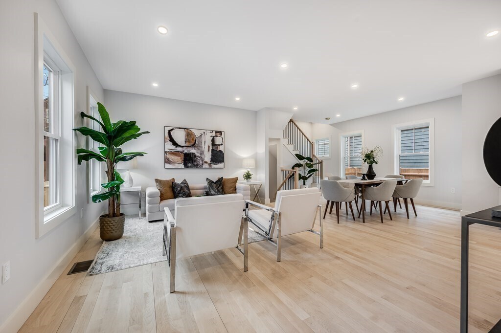 11 Tufts St, Unit 1 in Cambridge, MA - Building Photo