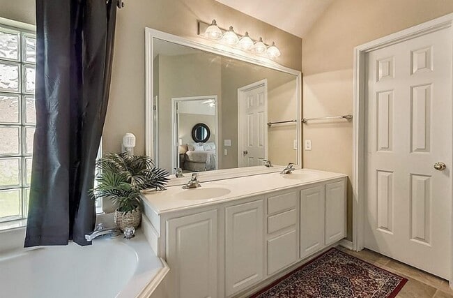 property at 2617 Sunday House Dr