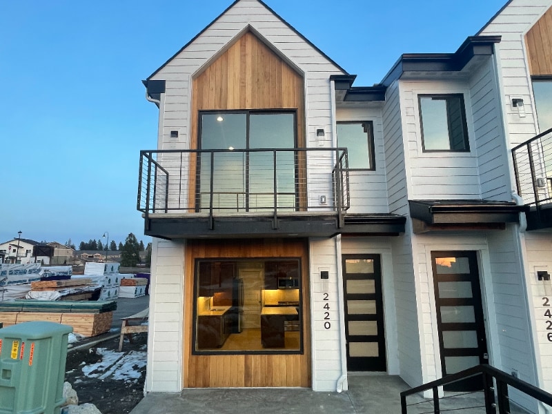 2420 W Suzanne Rd in Coeur d'Alene, ID - Building Photo