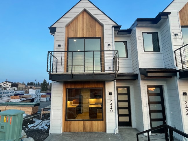 property at 2420 W Suzanne Rd