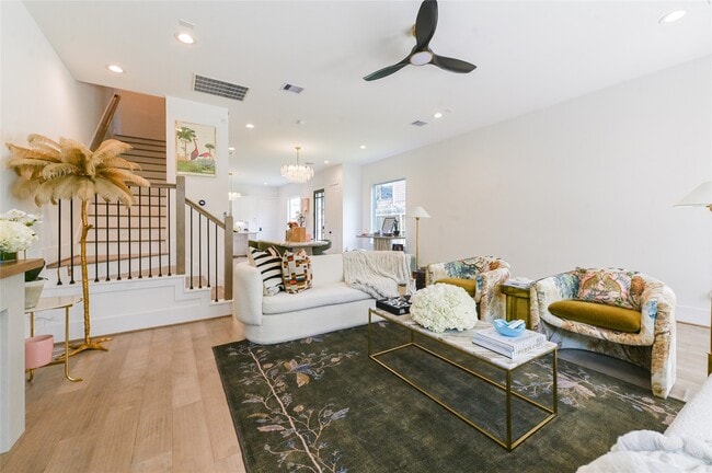property at 5233 Darling St