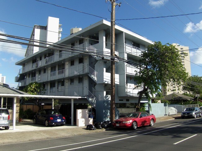 727 University Ave in Honolulu, HI - Building Photo - Building Photo