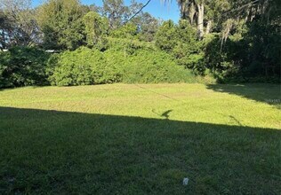 830 Wooden Blvd in Orlando, FL - Foto de edificio - Building Photo