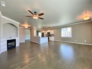7401 Viewcrest Way in Yakima, WA - Building Photo - Building Photo