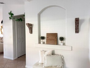 2616 Somerville Loop in Cape Coral, FL - Building Photo - Building Photo