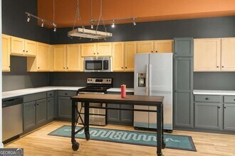 1806 Liberty Ln in Roswell, GA - Building Photo - Building Photo