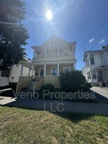 129 N 3rd Ave in Mechanicville, NY - Building Photo