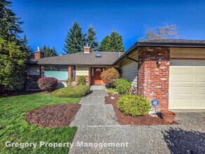 2209 138th Pl SE in Mill Creek, WA - Building Photo - Building Photo