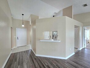 696 Jessanda Cir in Lakeland, FL - Building Photo - Building Photo