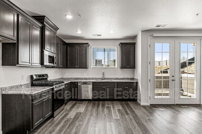 23548 E Ida Dr in Aurora, CO - Building Photo - Building Photo