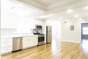 62 Gordon St, Unit 2 in Boston, MA - Building Photo