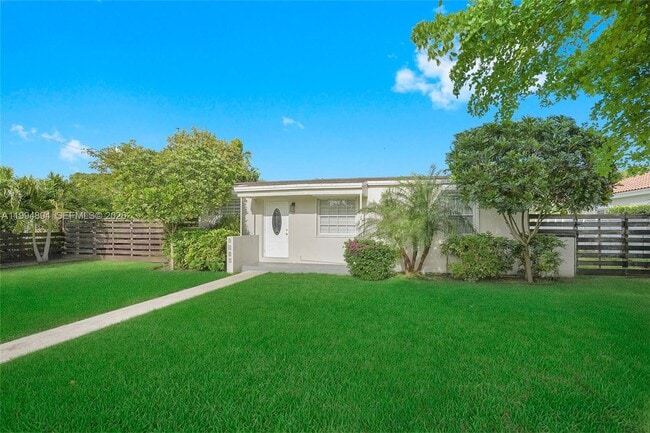 5401 SW 97th Ct in Miami, FL - Building Photo - Building Photo