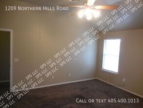 1209 Northern Hills Rd in Norman, OK - Building Photo - Building Photo
