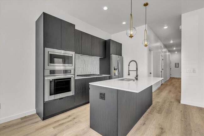 1625 NW 16th St in Oklahoma City, OK - Foto de edificio - Building Photo