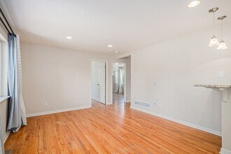 3380 S Elm St in Denver, CO - Building Photo - Building Photo