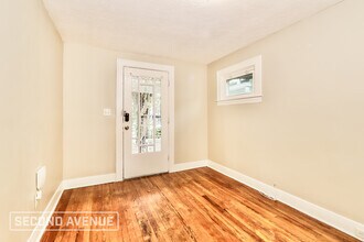 3830 W Muhammad Ali Blvd in Louisville, KY - Building Photo - Building Photo