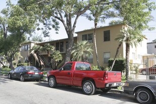 11355 Tiara St in North Hollywood, CA - Building Photo